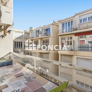 Property in Carre d'Or