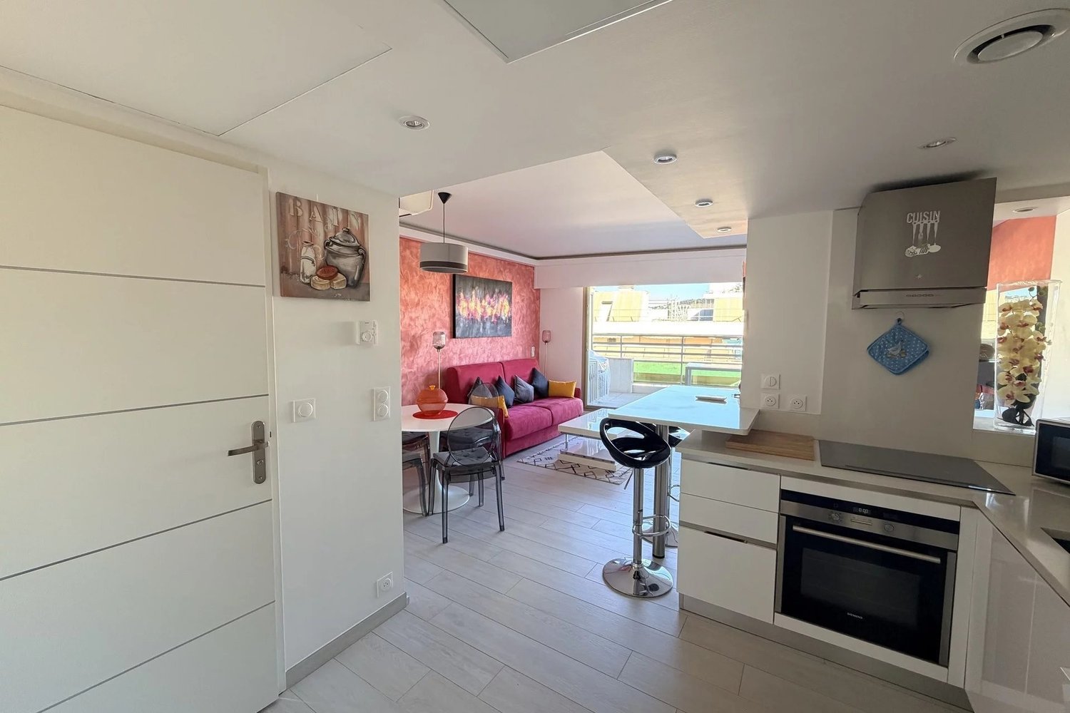 Property photo in Carre d'Or