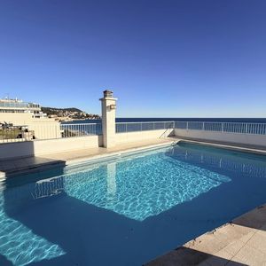 Property in Carre d'Or