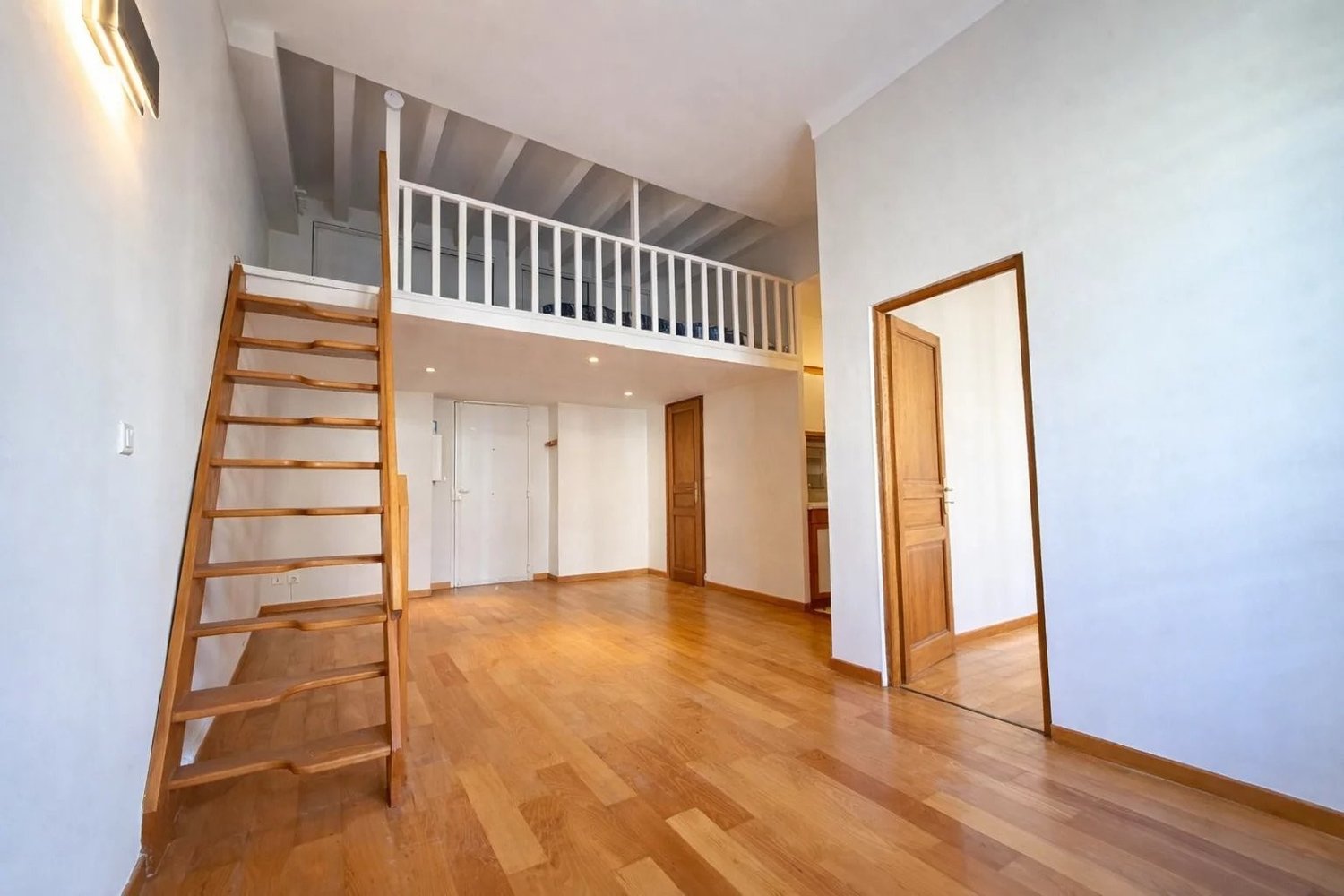 Property photo in Carre d'Or