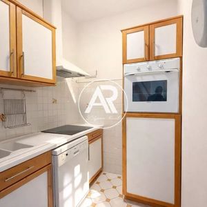 Property in Carre d'Or