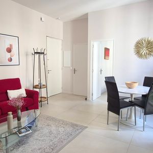 Property in Carre d'Or