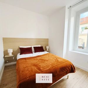 Property in Carre d'Or