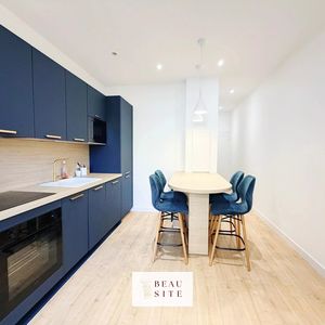 Property in Carre d'Or