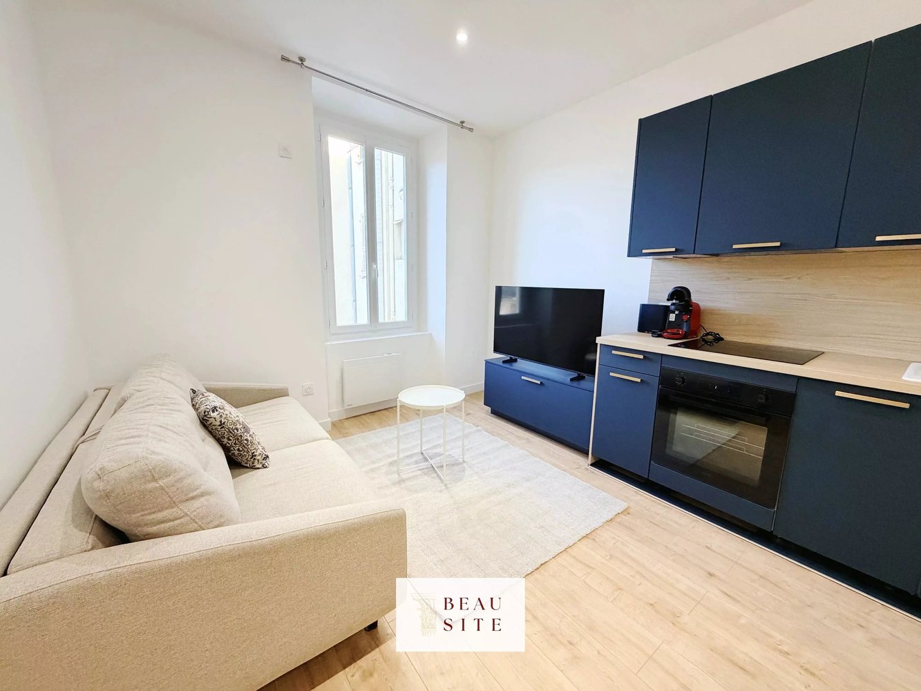 Property photo in Carre d'Or