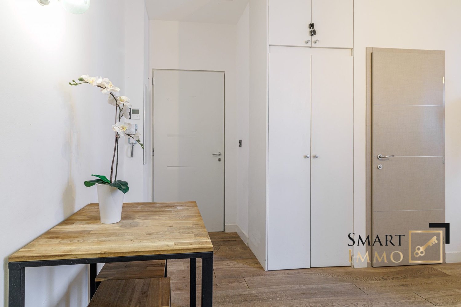 Property photo in Carre d'Or