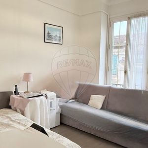 Property in Carre d'Or