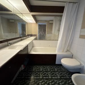 Property in Carre d'Or