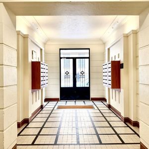 Property in Carre d'Or