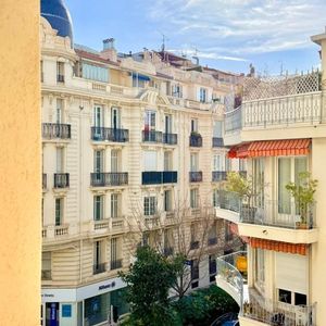 Property in Carre d'Or