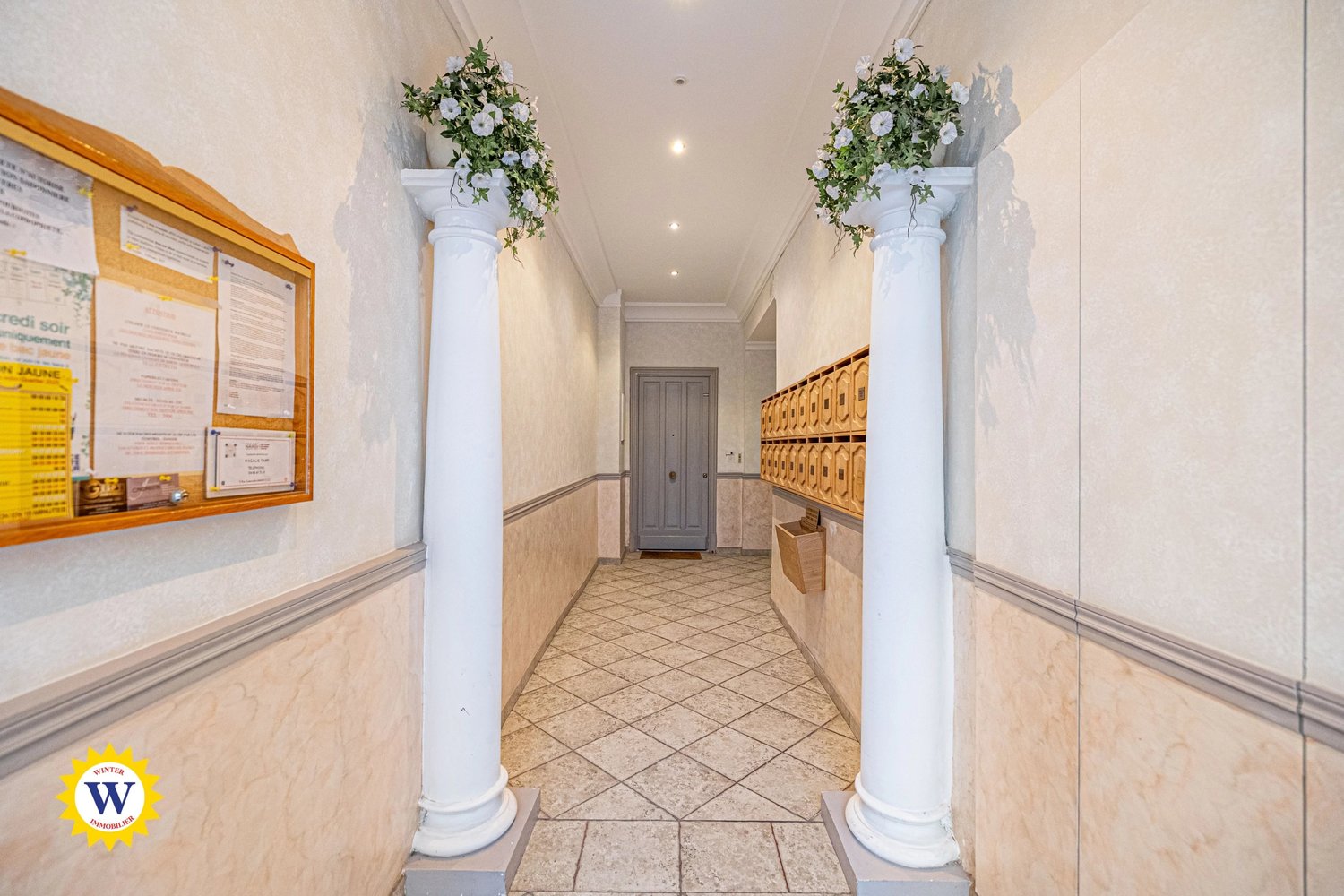 Property photo in Carre d'Or