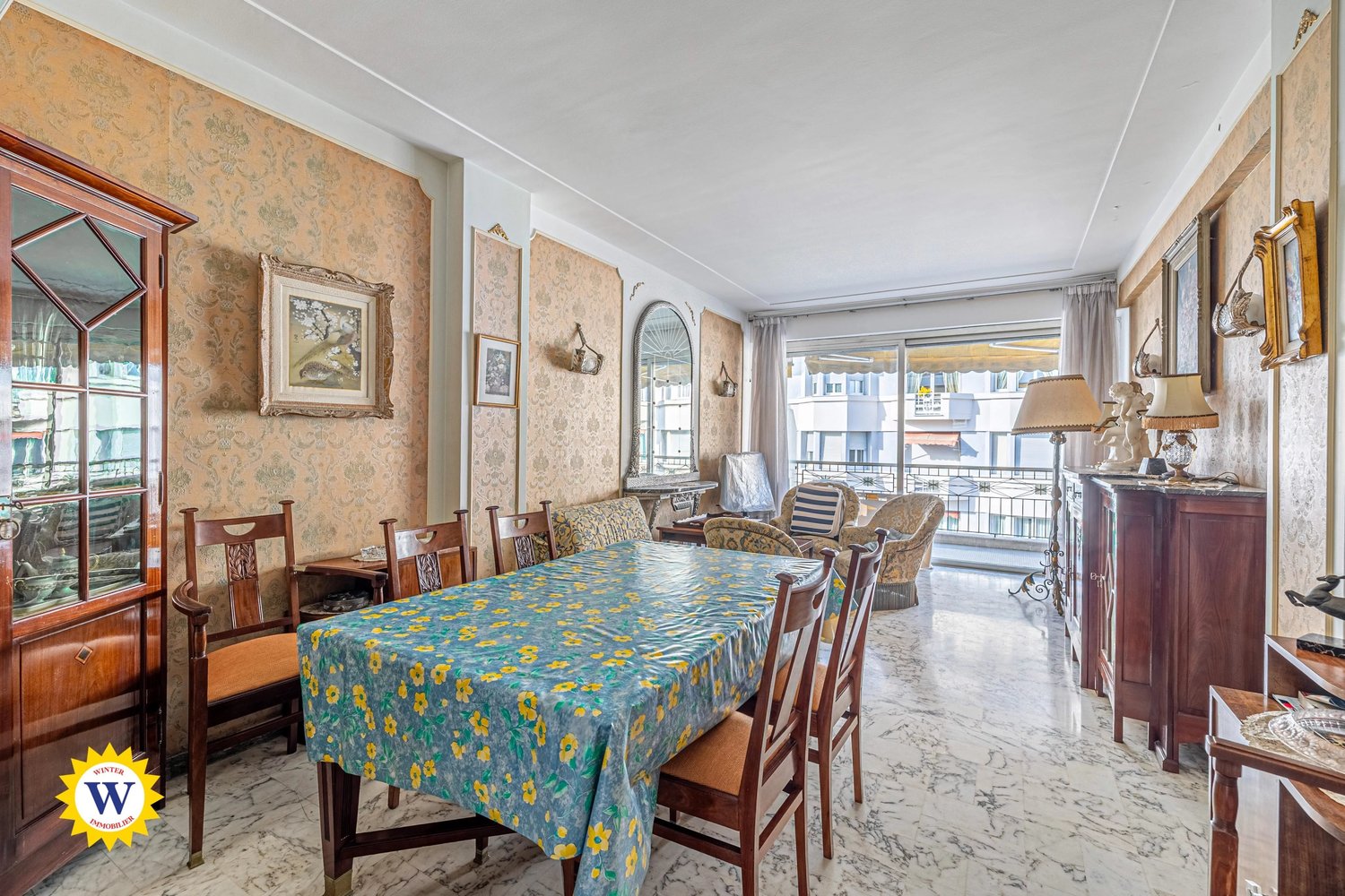 Property photo in Carre d'Or