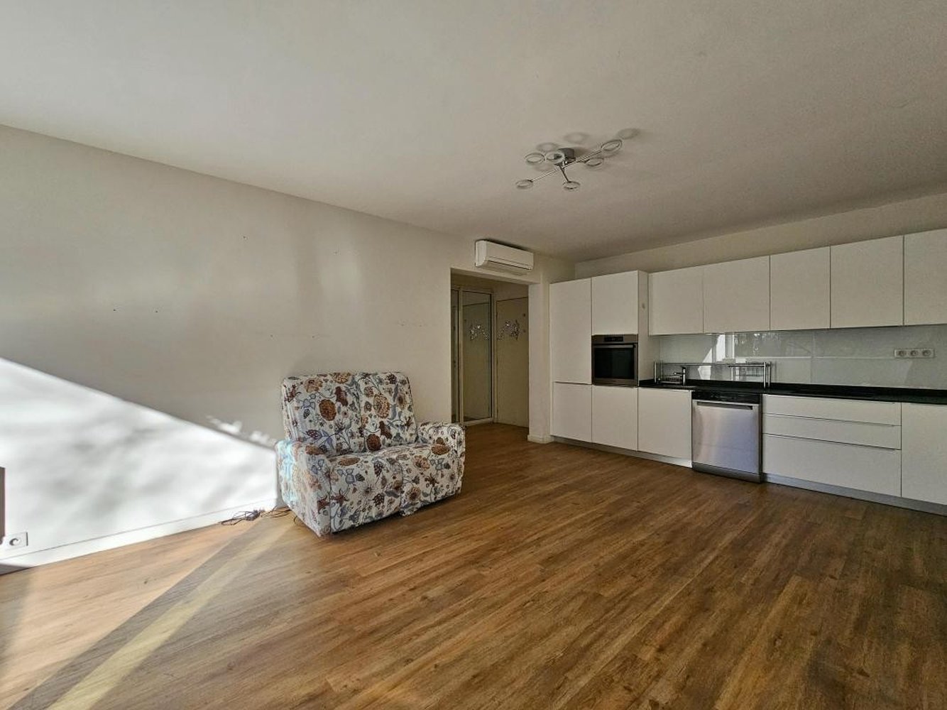 Property photo in Musicians Quarter