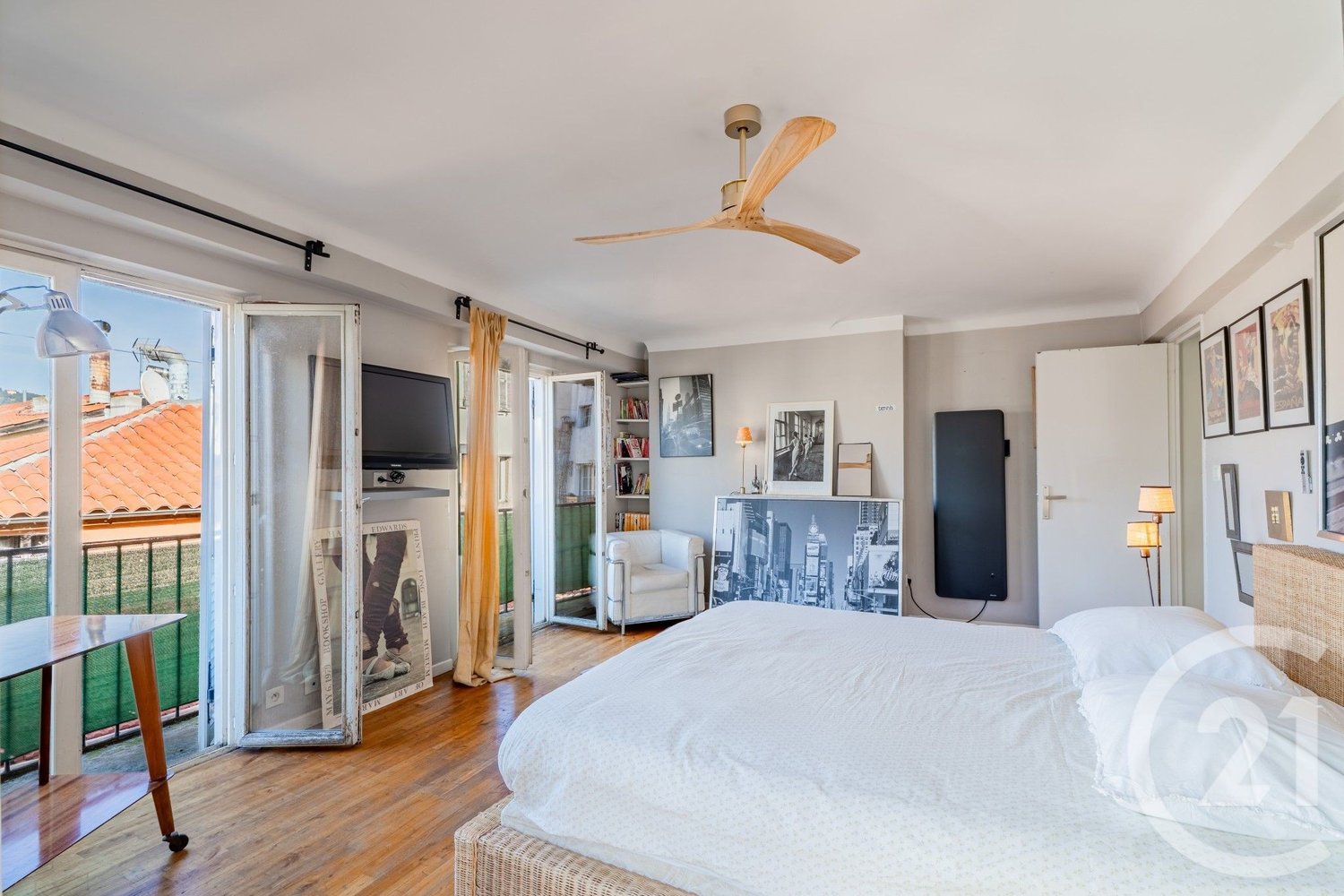 Property photo in Old Town