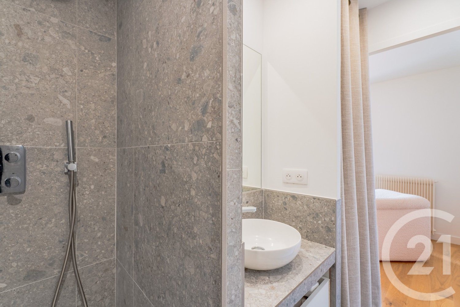 Property photo in Port