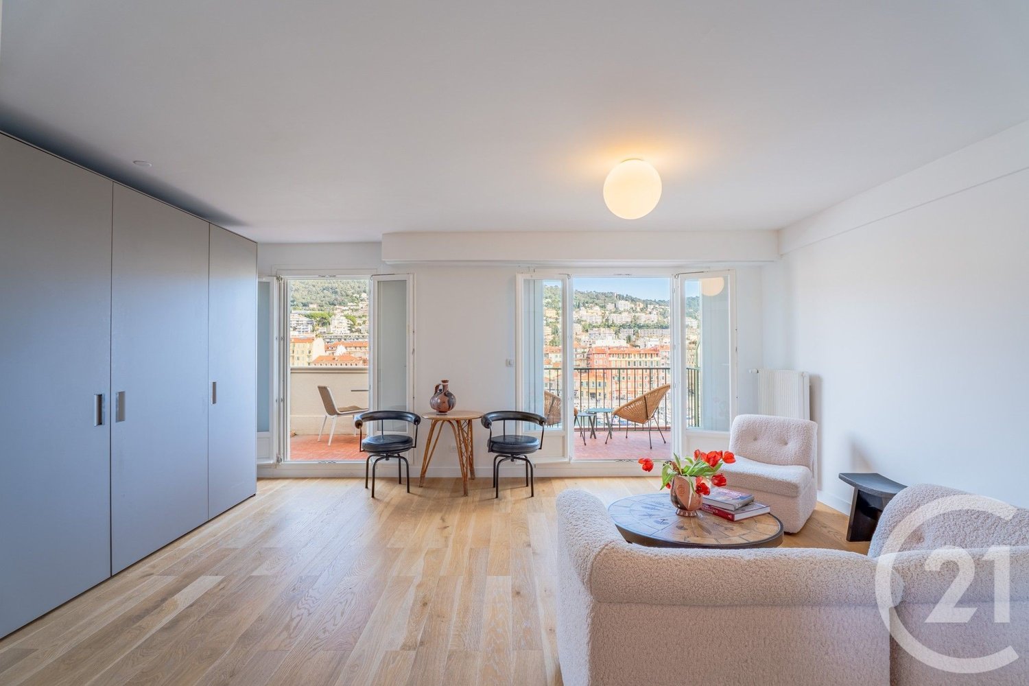 Property photo in Port