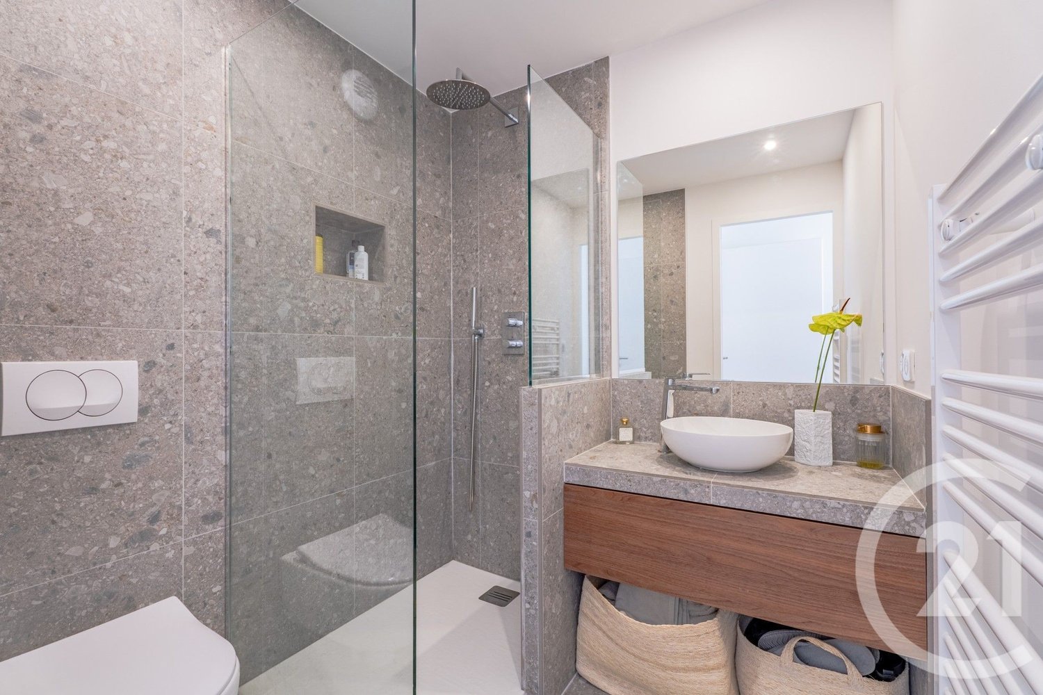 Property photo in Port