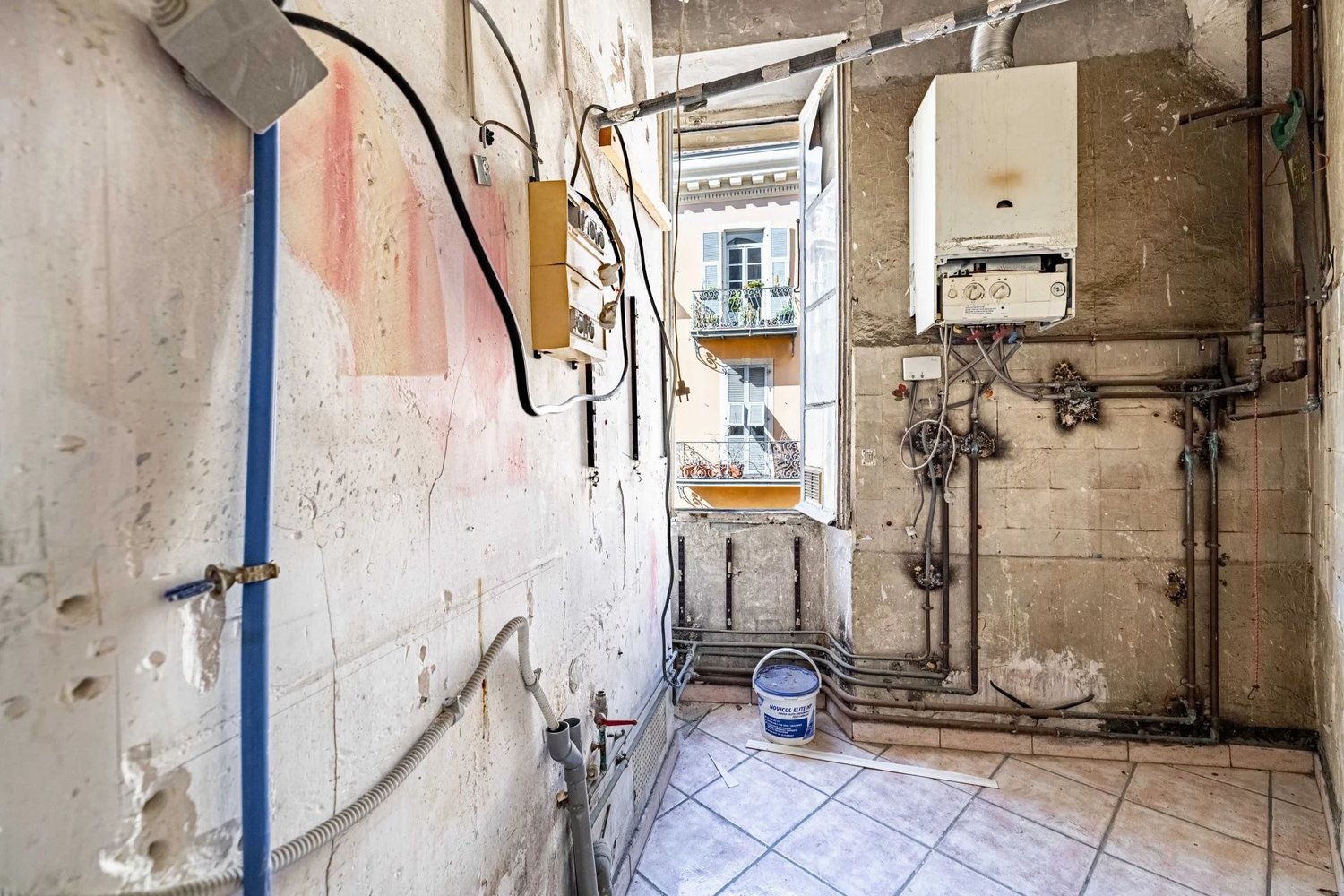 Property photo in Port