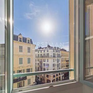 Property in Carre d'Argent