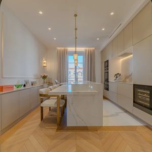 Property in Carre d'Argent