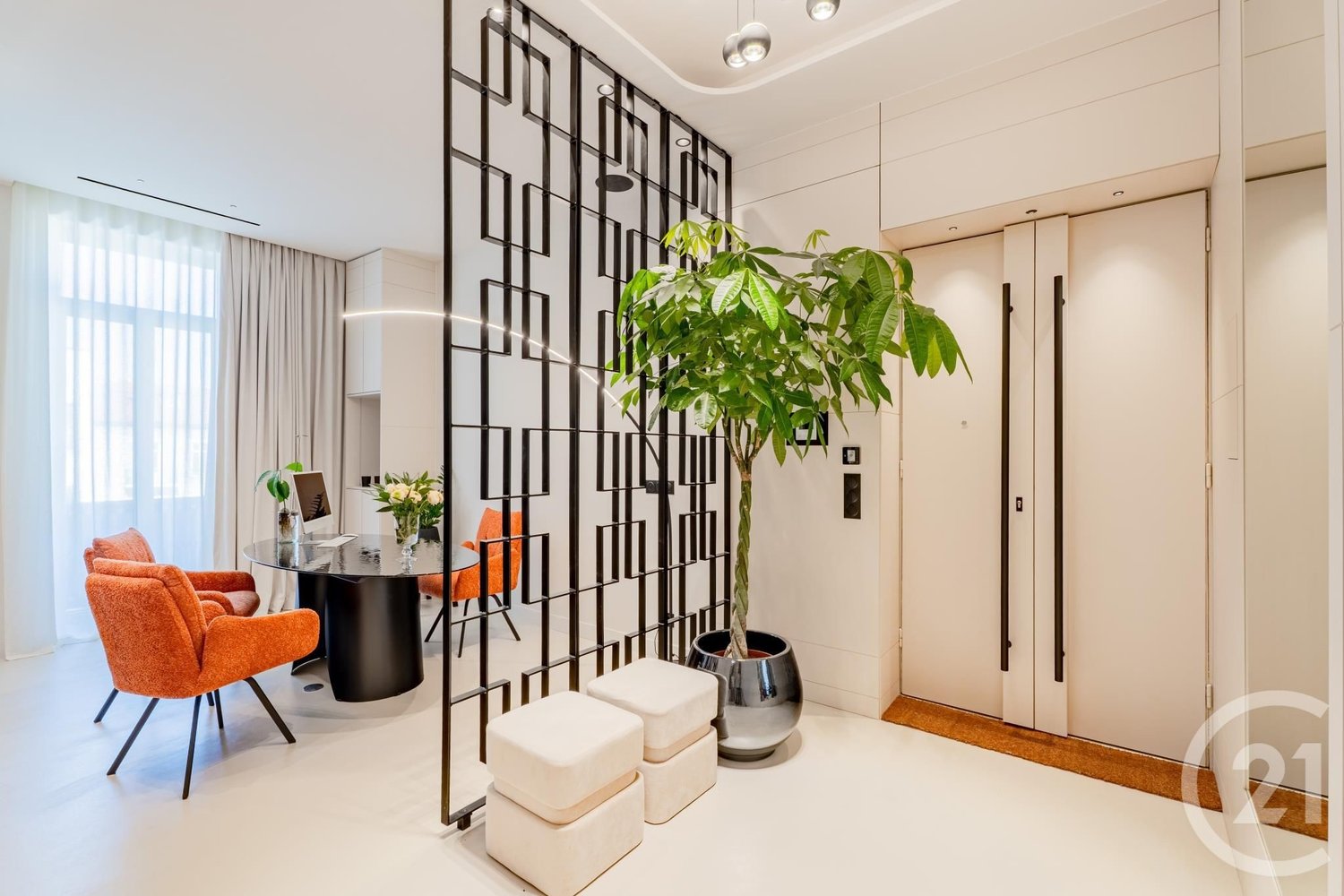 Property photo in Carre d'Argent