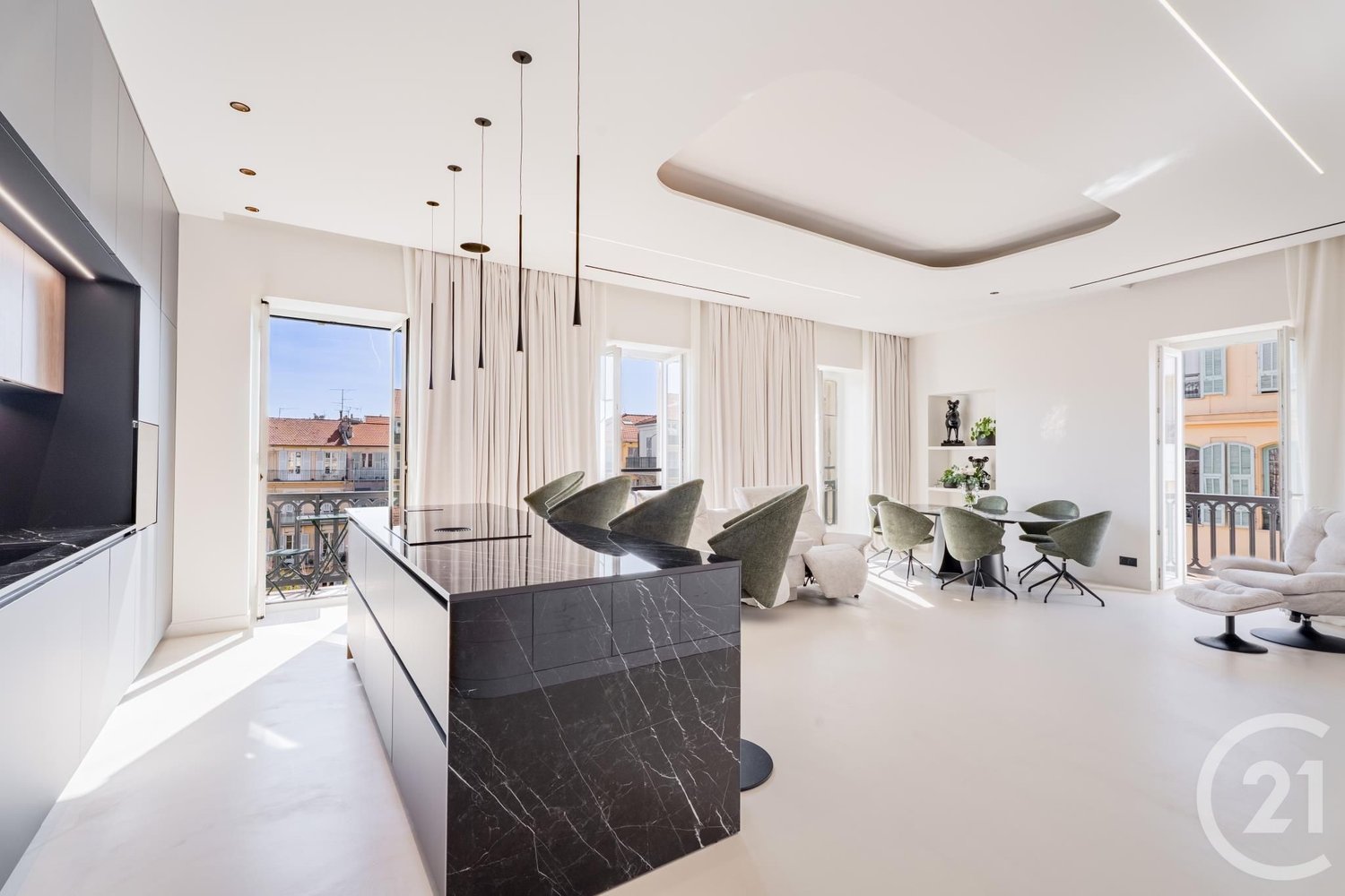 Property photo in Carre d'Argent