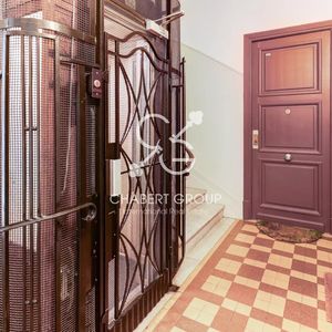 Property in Carre d'Argent