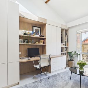 Property in Carre d'Argent