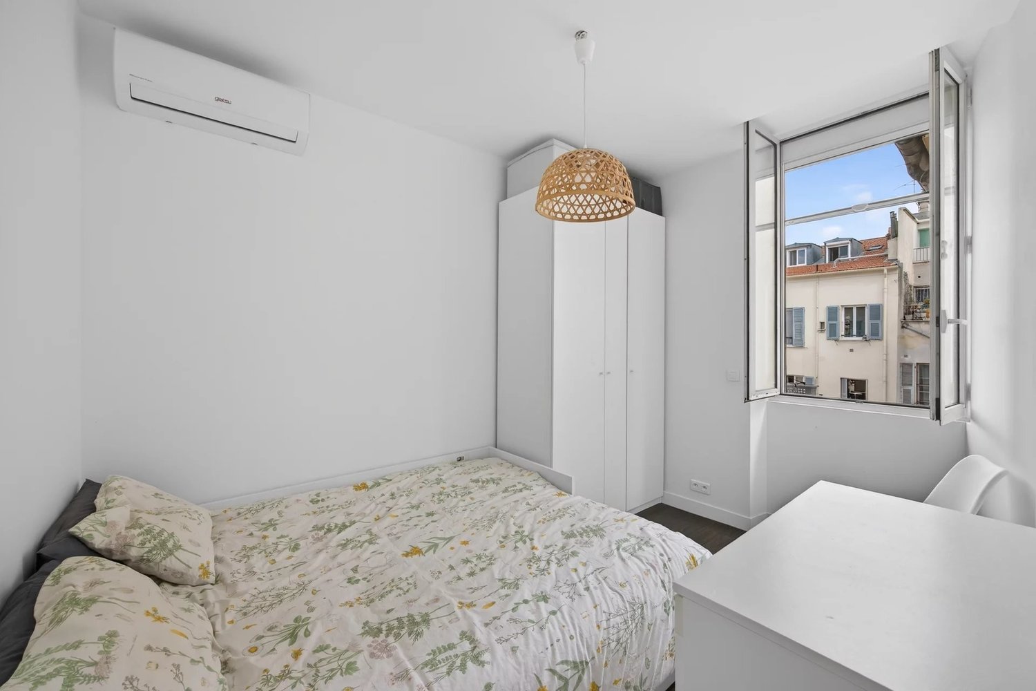 Property photo in Carre d'Argent