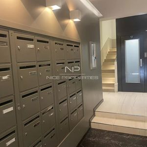 Property in Carre d'Argent