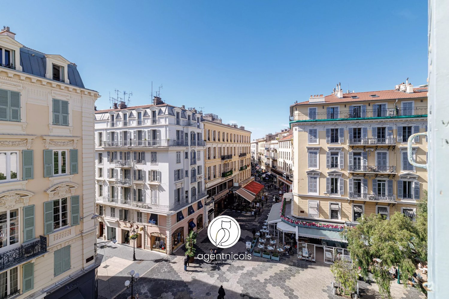 Property photo in Carre d'Argent