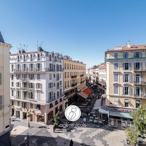 Property in Carre d'Argent