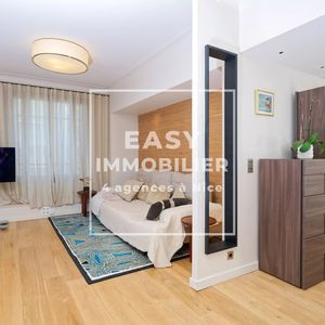 Property in Carre d'Argent