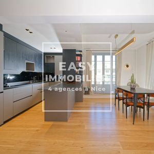 Property in Carre d'Argent