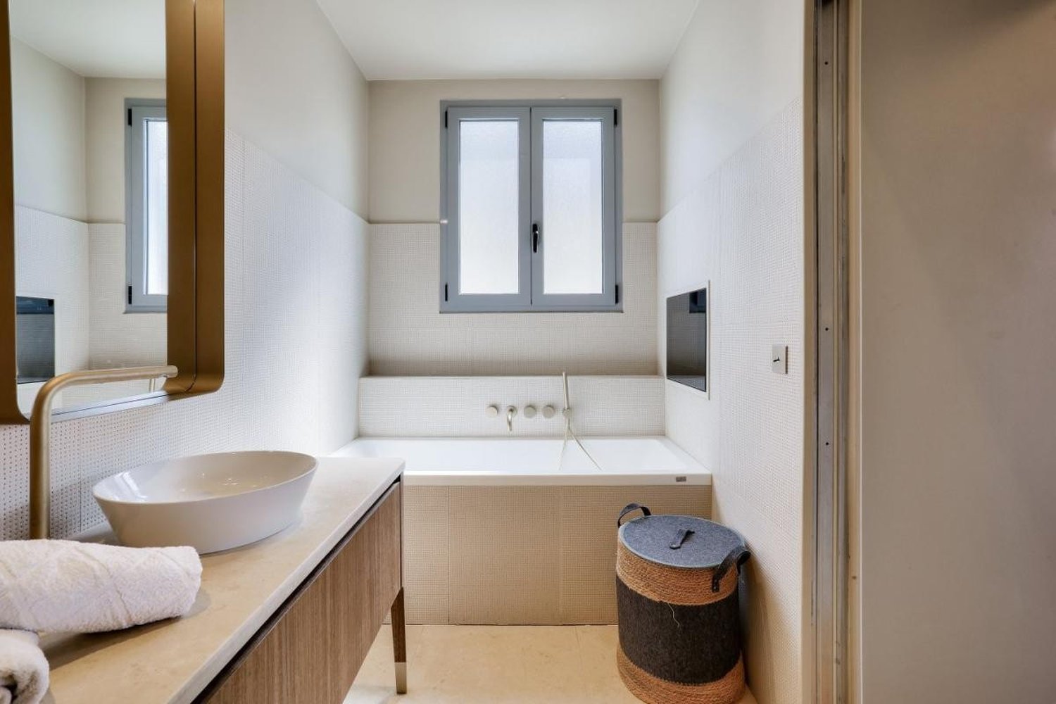 Property photo in Carre d'Argent