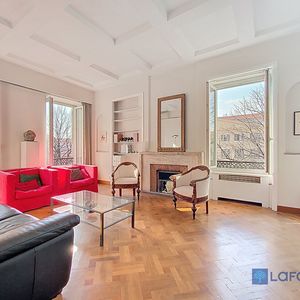 Property in Carre d'Argent