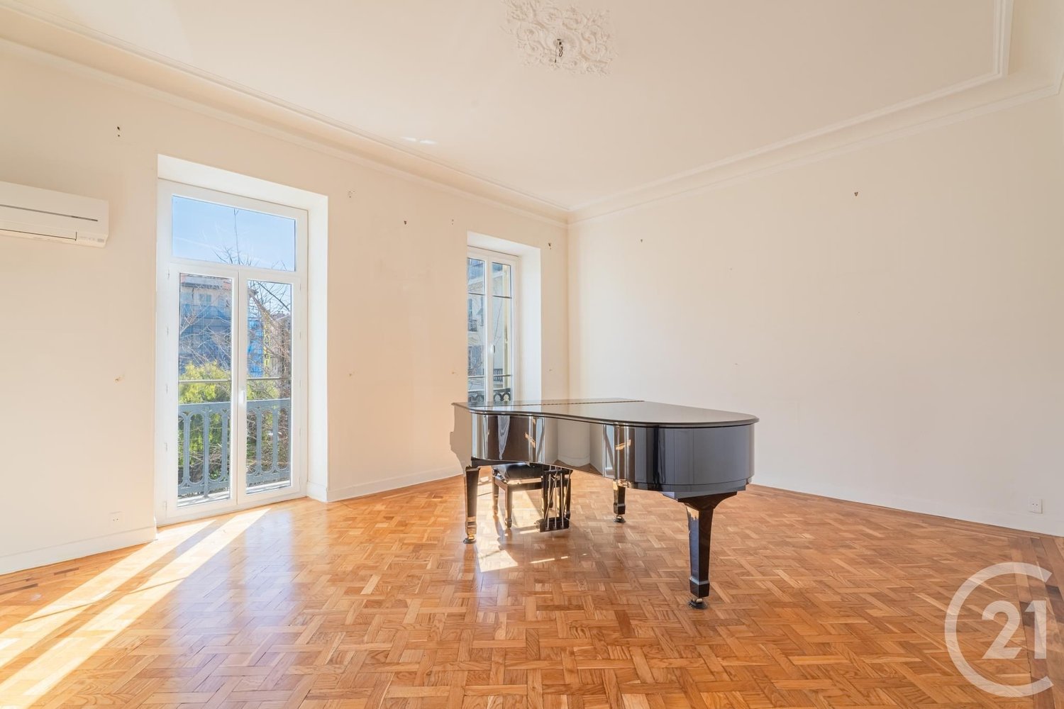 Property photo in Carre d'Argent