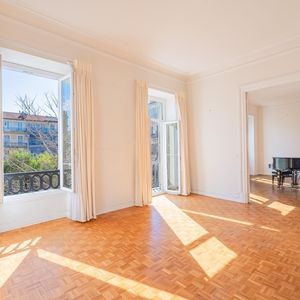 Property in Carre d'Argent