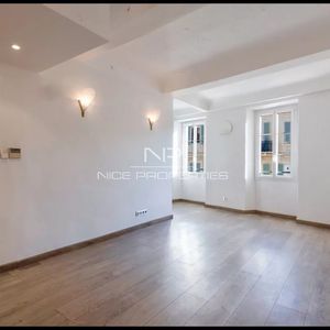 Property in Carre d'Argent