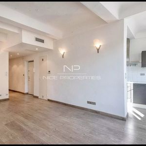 Property in Carre d'Argent