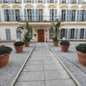 Property in Carre d'Argent