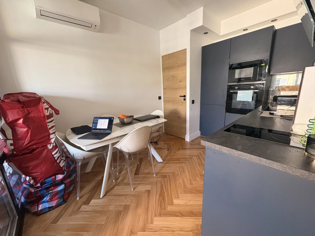 Property photo in Carre d'Argent