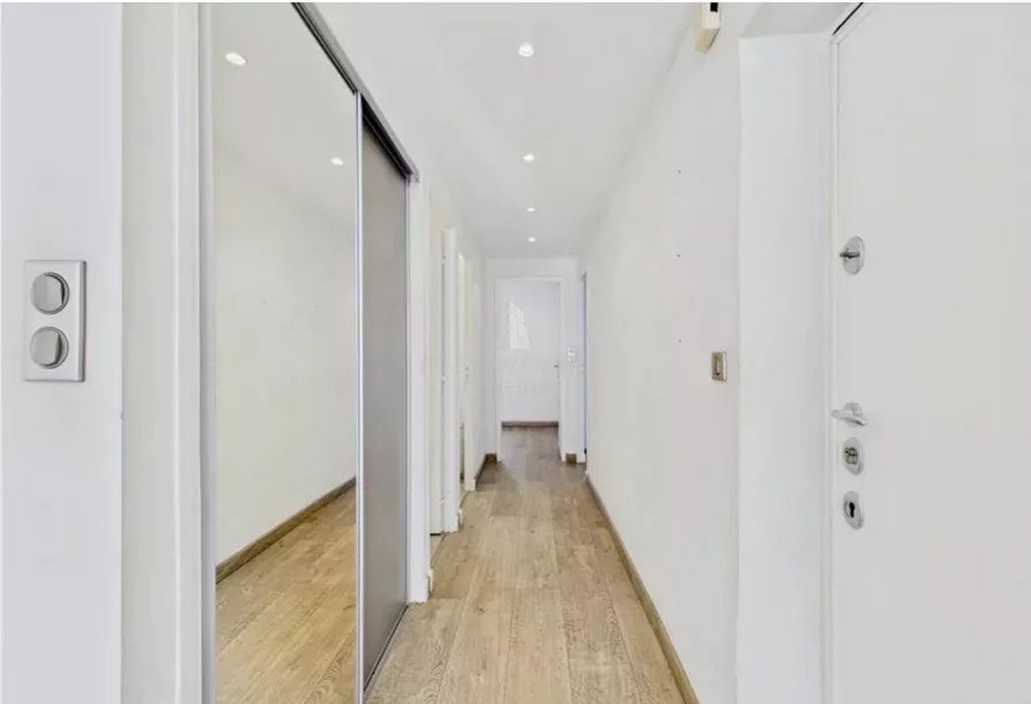 Property photo in Carre d'Argent