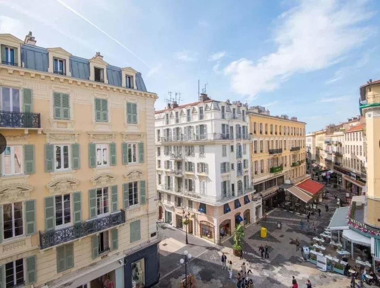 Property photo in Carre d'Argent