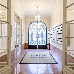 Property in Carre d'Argent