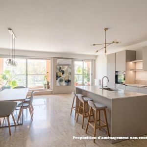 Property in Carre d'Argent