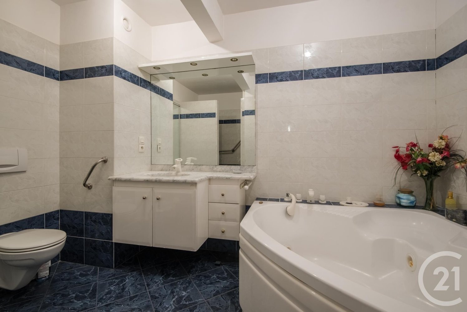 Property photo in Carre d'Argent