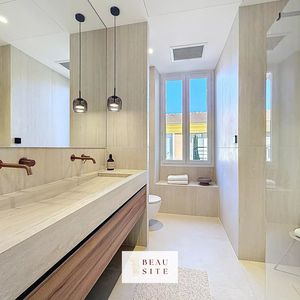 Property in Carre d'Argent