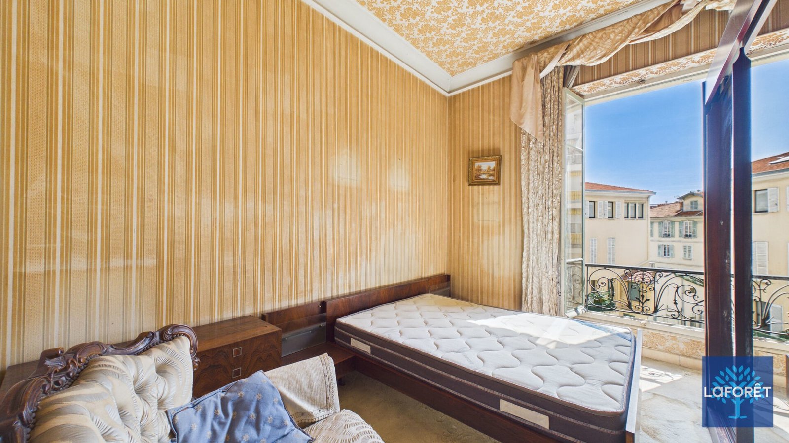 Property photo in Carre d'Argent