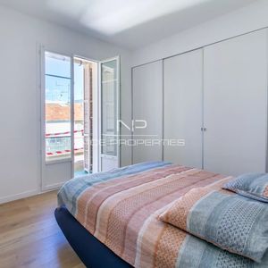 Property in Carre d'Argent